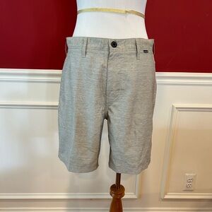 Hurley men’s shorts size 31. 7 inch inseam. Polyester blend.